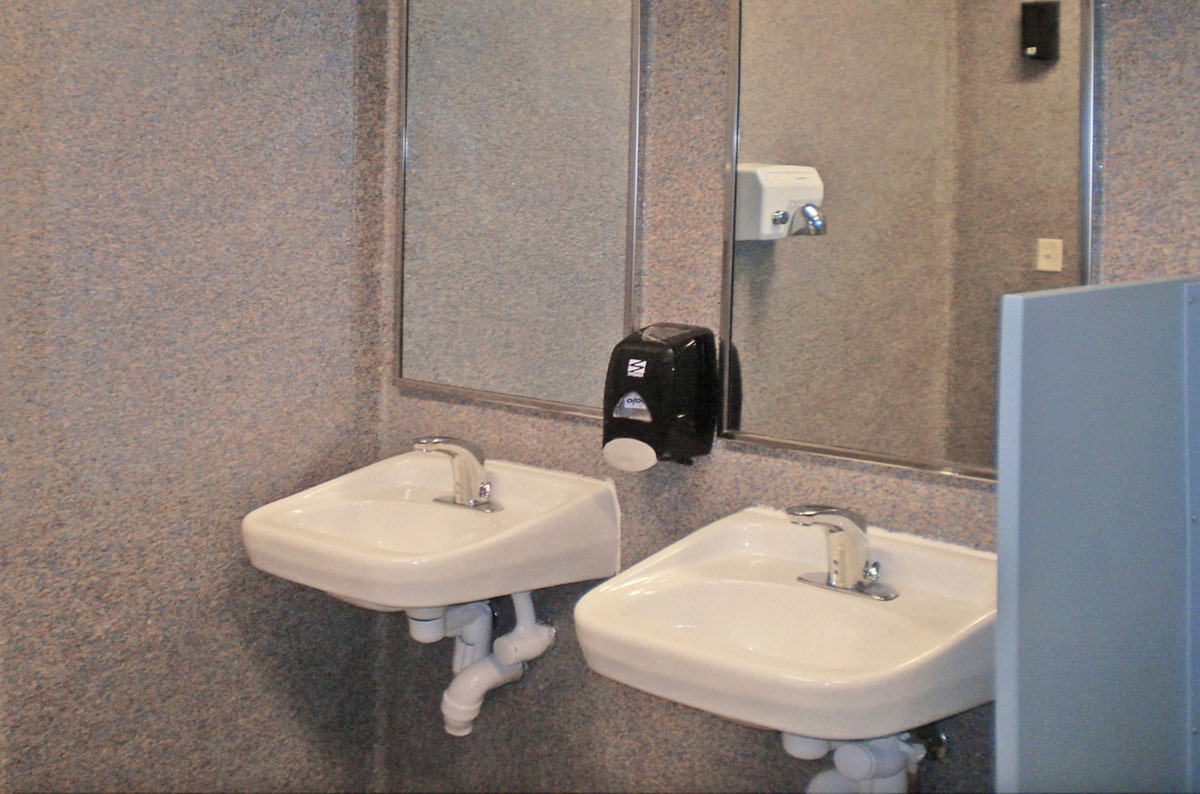 Shower Floors & Wall Systems | Everlast Epoxy Floor